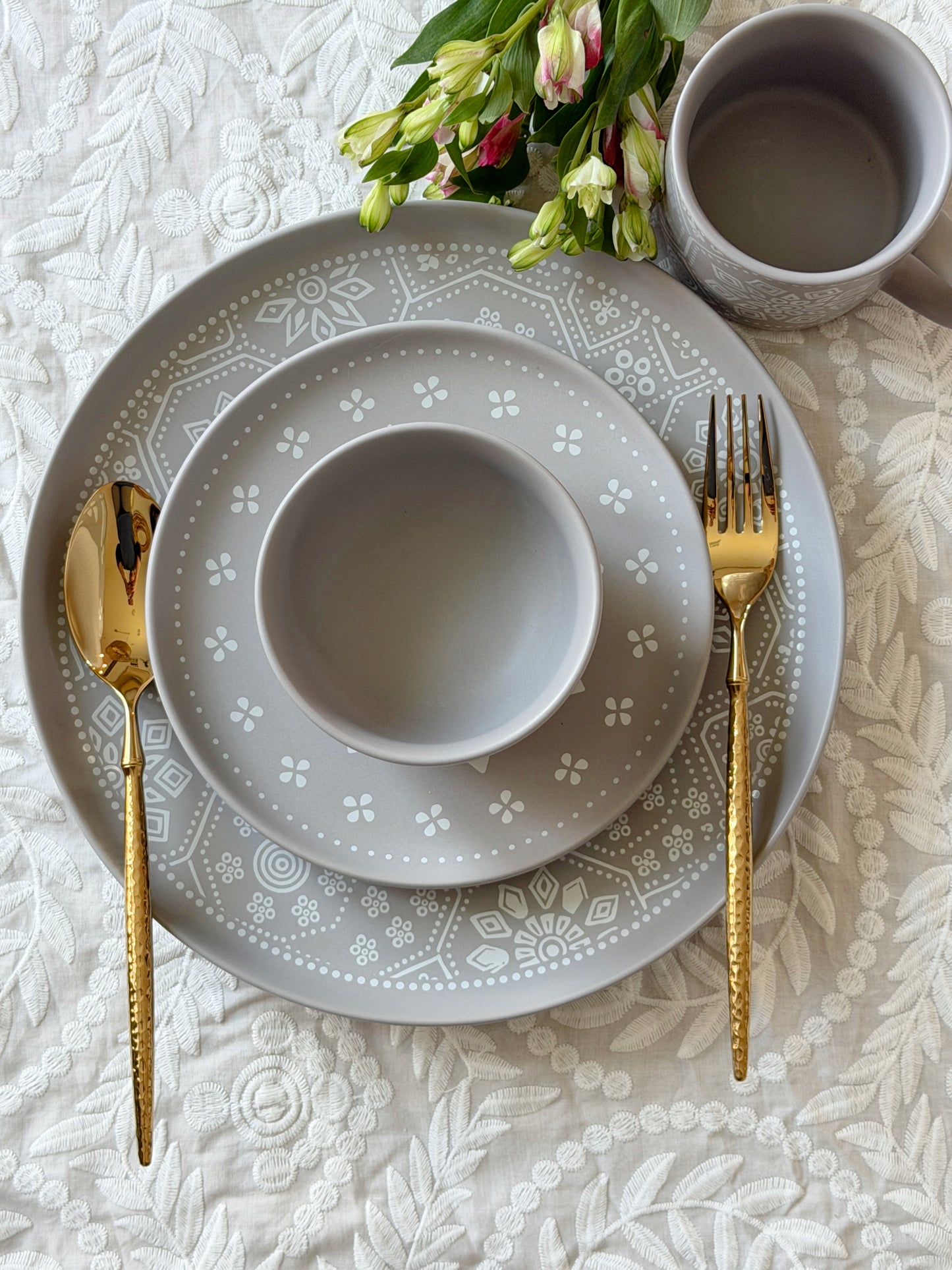 The Miraas Collection