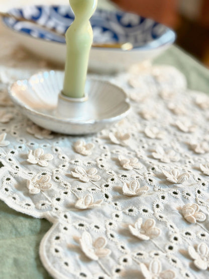 Daisy Table Runner