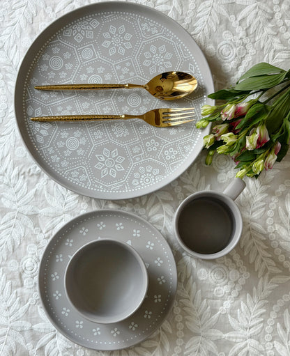 The Miraas Collection